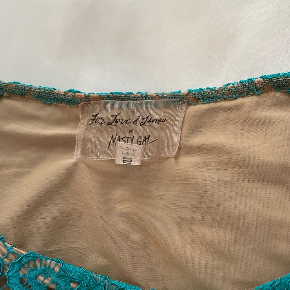 For love or lemons fitted teal lace fitted crop with nude lining stretch
